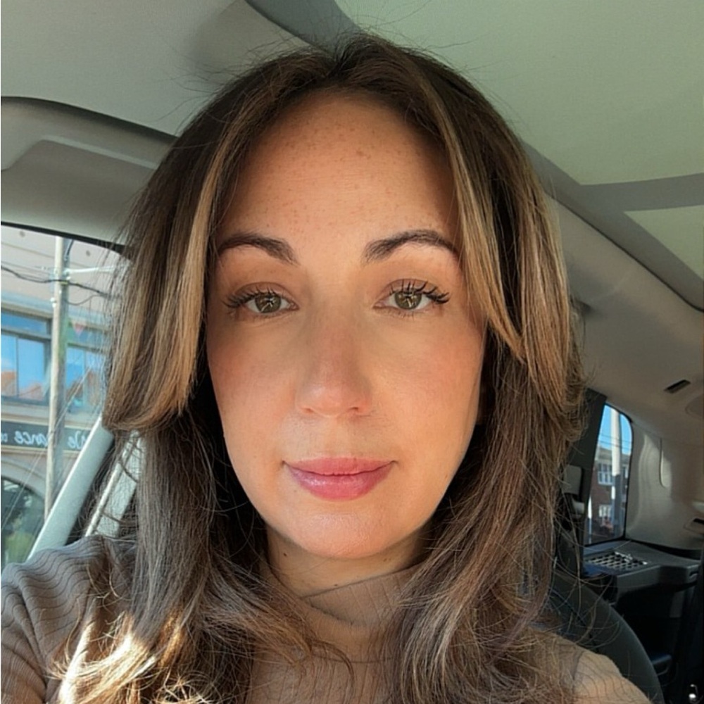Meet your Posher, Nicole